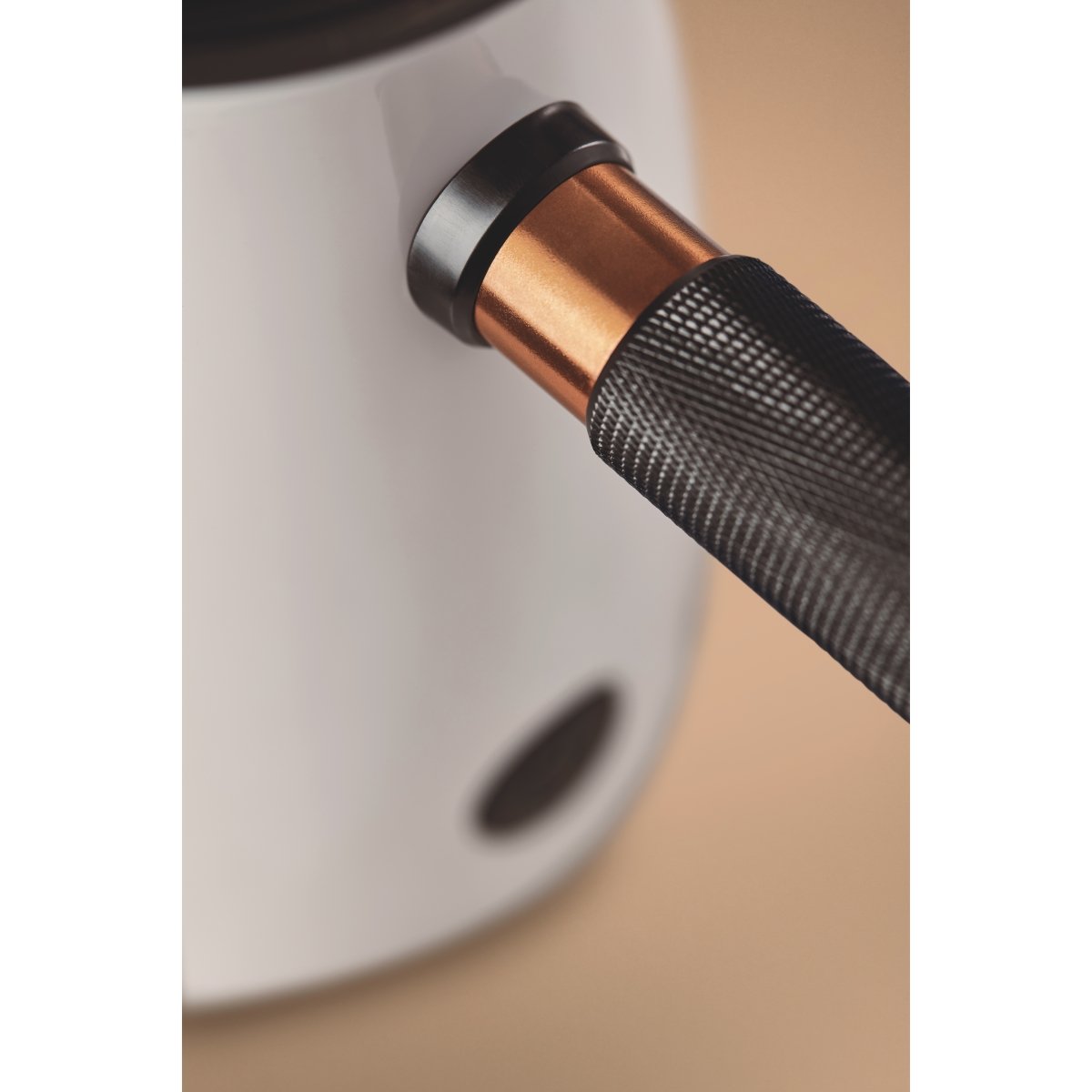 White Velvetiser Hot Chocolate Maker Closeup - Hot Cocoa Machine - Hotel Chocolat